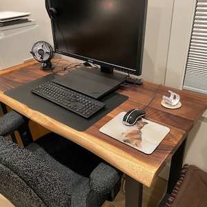 Live Edge Desk with U Shaped Legs photo review