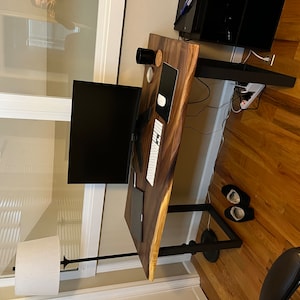 Live Edge Desk with U Shaped Legs photo review