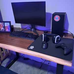 Live Edge Desk with U Shaped Legs photo review