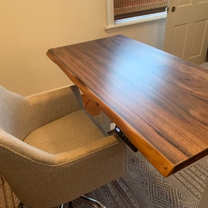 Adjustable Standing Desk - White photo review