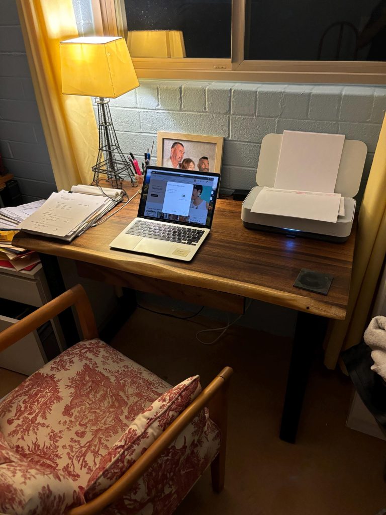 Live Edge Desk with U Shaped Legs photo review