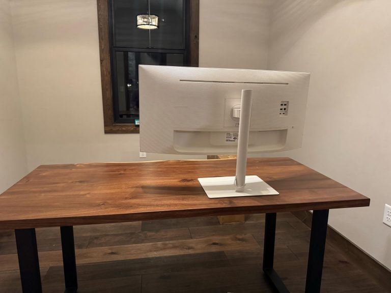 Live Edge Desk with U Shaped Legs photo review