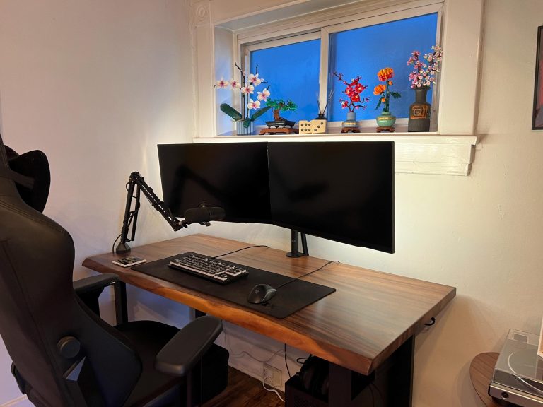 Live Edge Desk with U Shaped Legs photo review