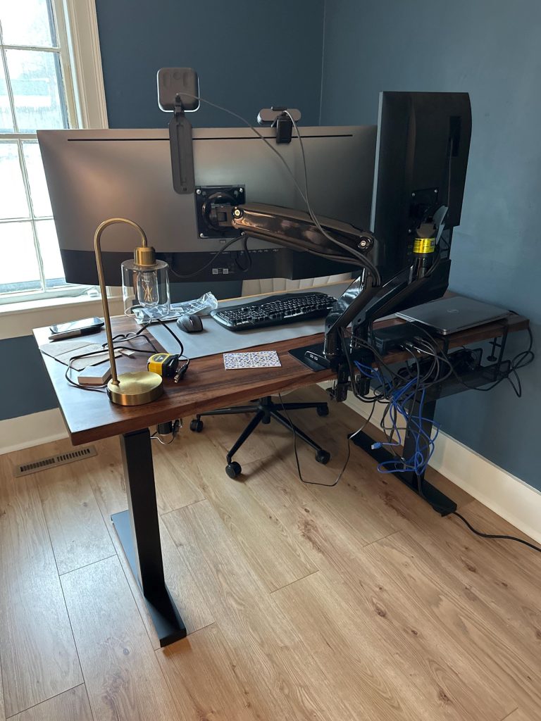Adjustable Standing Desk - Black photo review