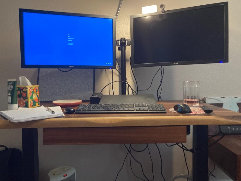 Adjustable Standing Desk - Black photo review