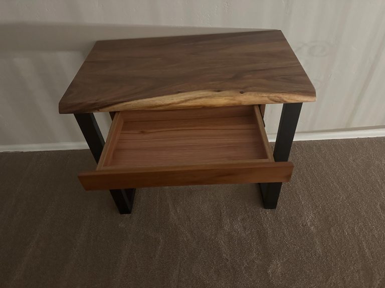 Live Edge Desk with U Shaped Legs photo review