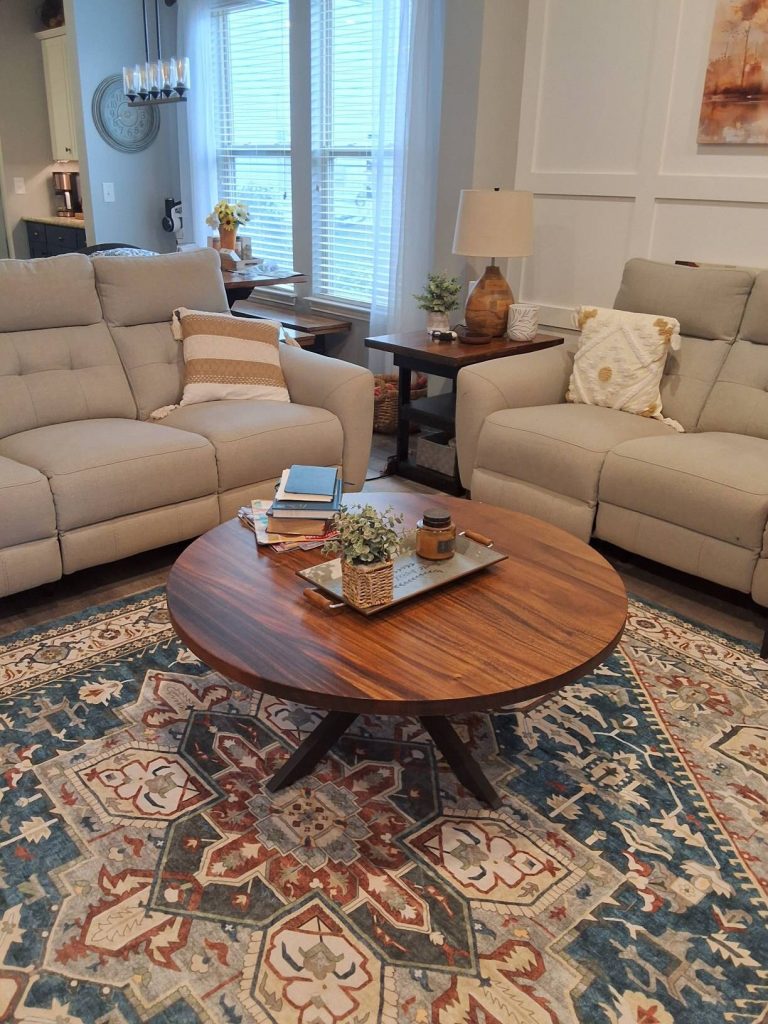 Round Coffee Table with Spider Legs photo review