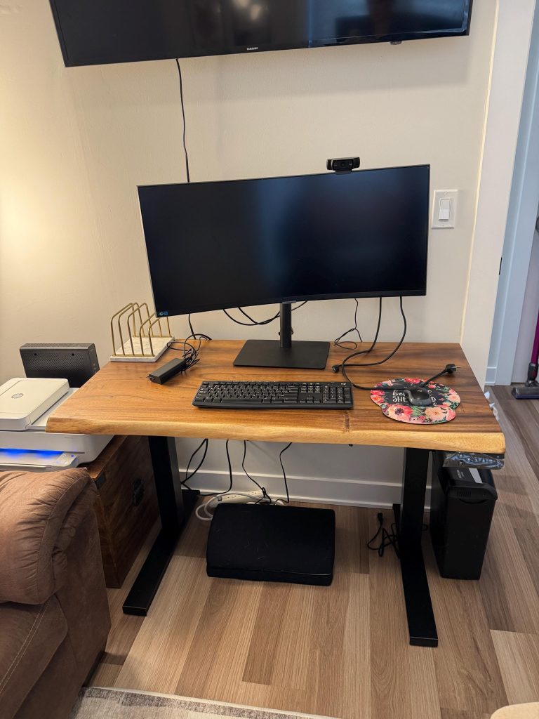 Adjustable Standing Desk - Black photo review