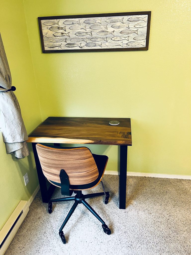 Live Edge Desk with U Shaped Legs photo review