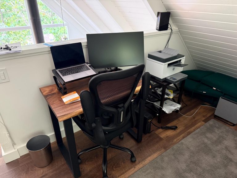 Live Edge Desk with U Shaped Legs photo review