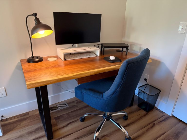 Live Edge Desk with U Shaped Legs photo review