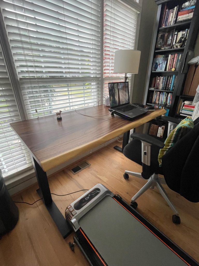 Adjustable Standing Desk - Black photo review